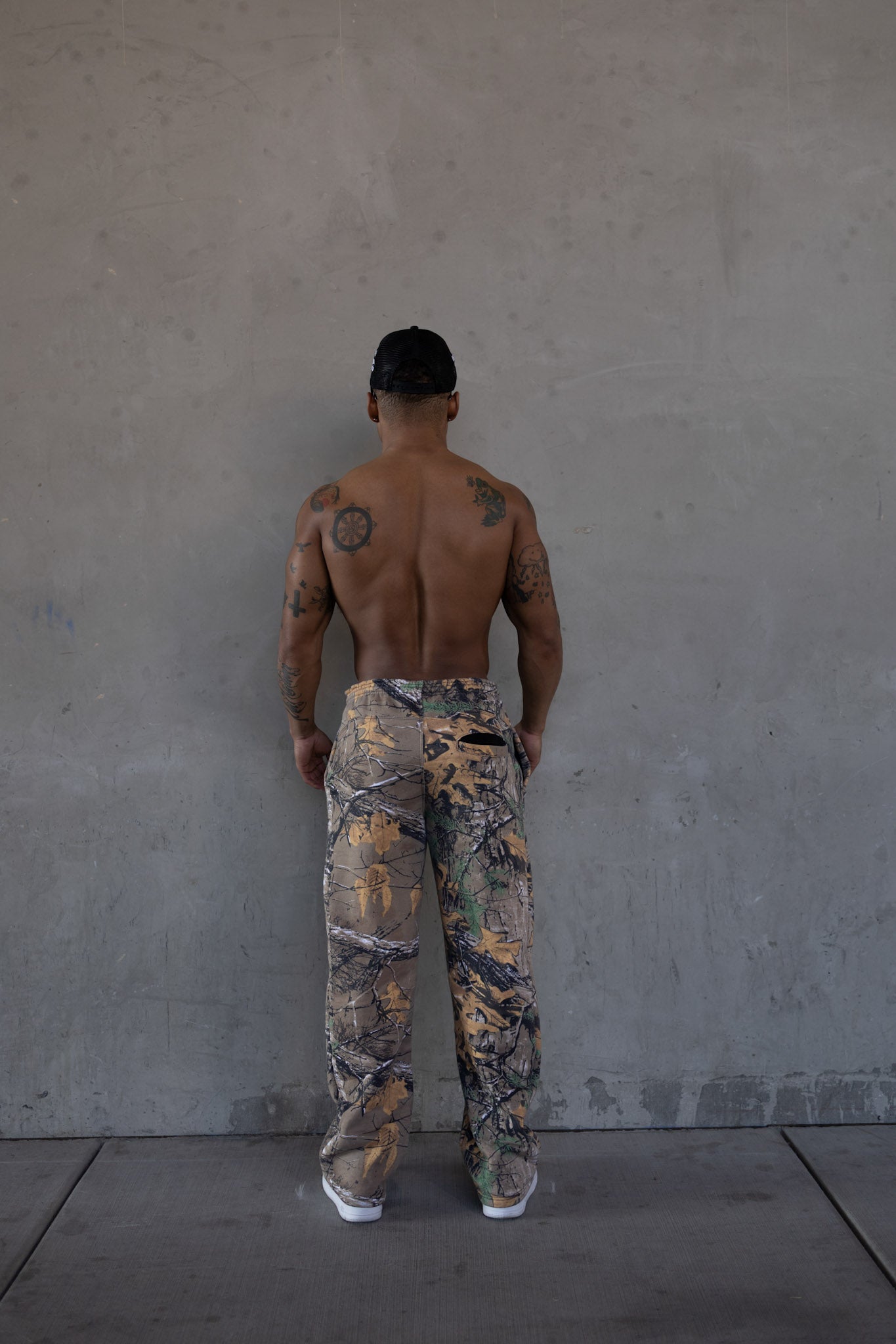 REBELETICS TREE CAMO STRAIGHT LEG SWEATPANTS