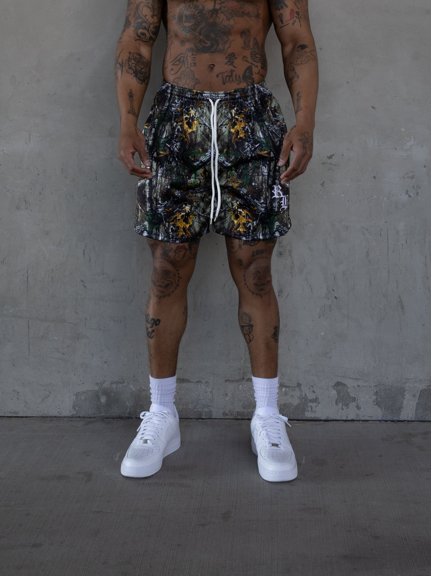 REBELETICS " RBL " TREE CAMO MESH SHORTS
