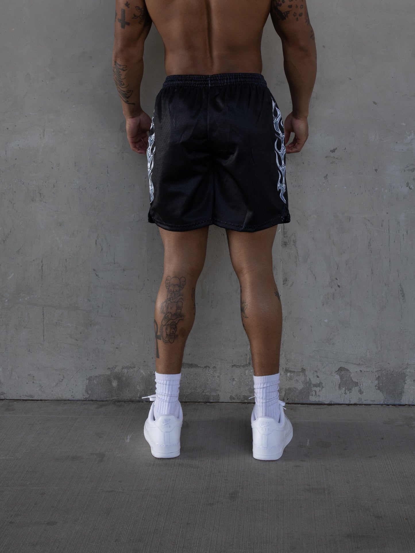 REBELETICS CHROME FLAME MESH SHORTS - BLACK