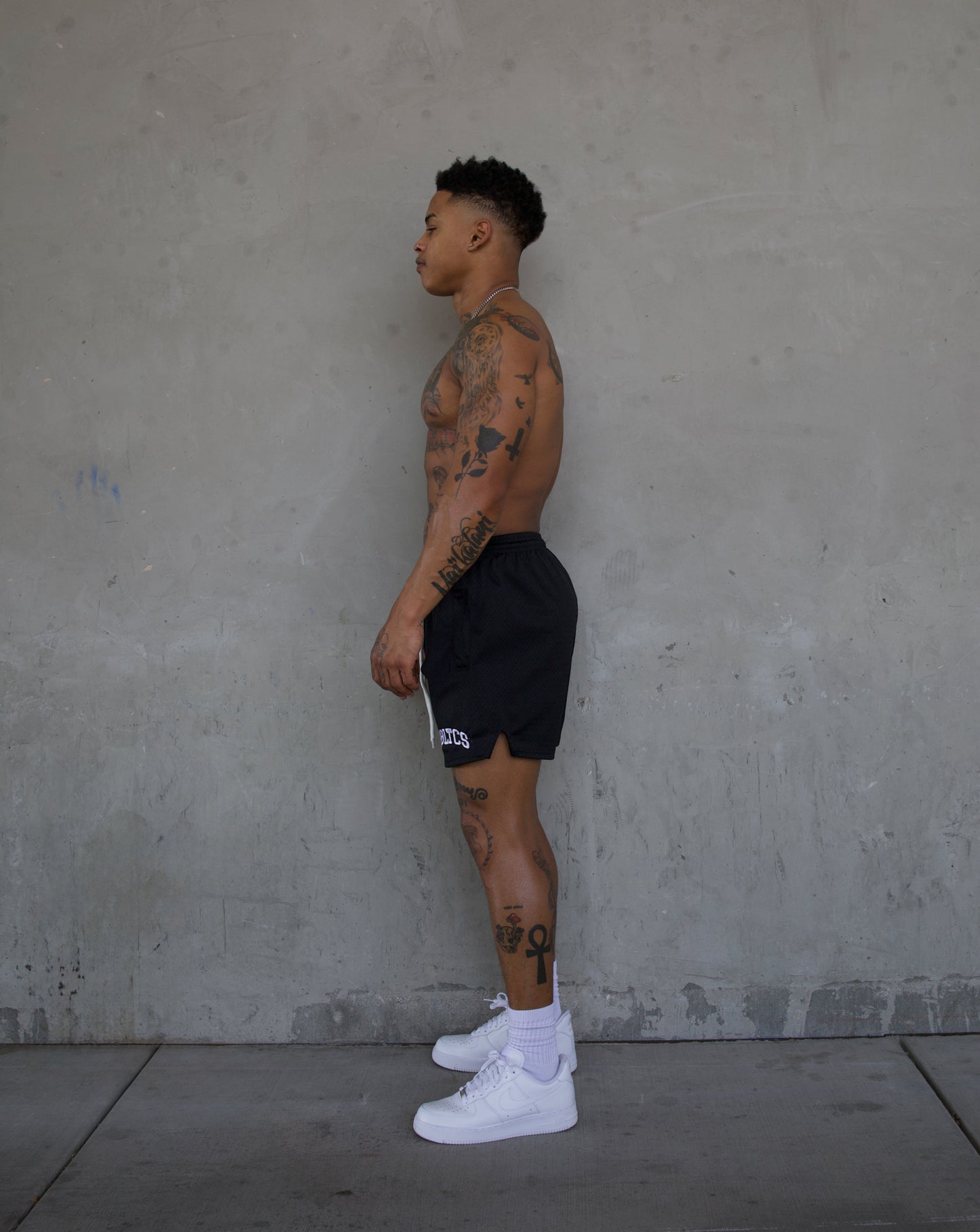 REBELETICS "RBLTCS" MESH SHORTS - BLACK