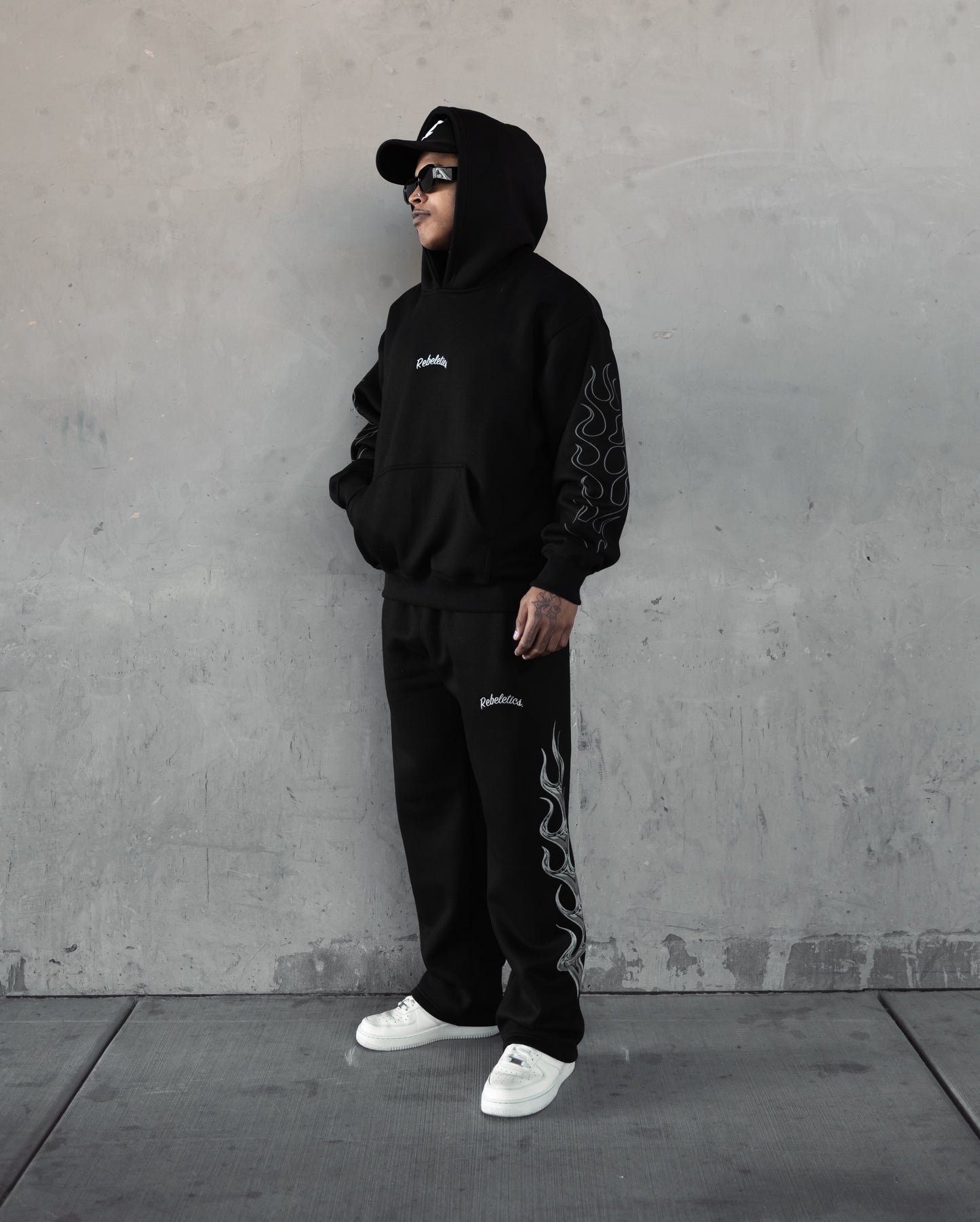 REBELETICS FLAME " SFWYBI " HOODIE - BLACK