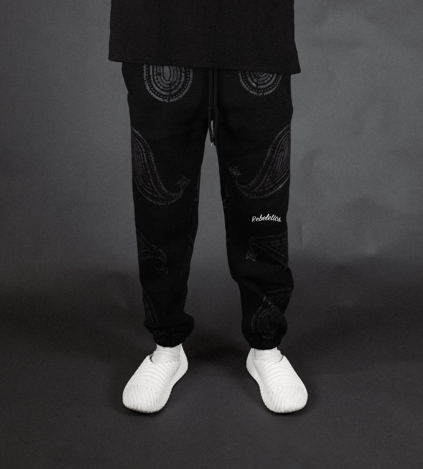 REBELETICS DISTRESSED PAISLEY SWEATPANTS - BLACK