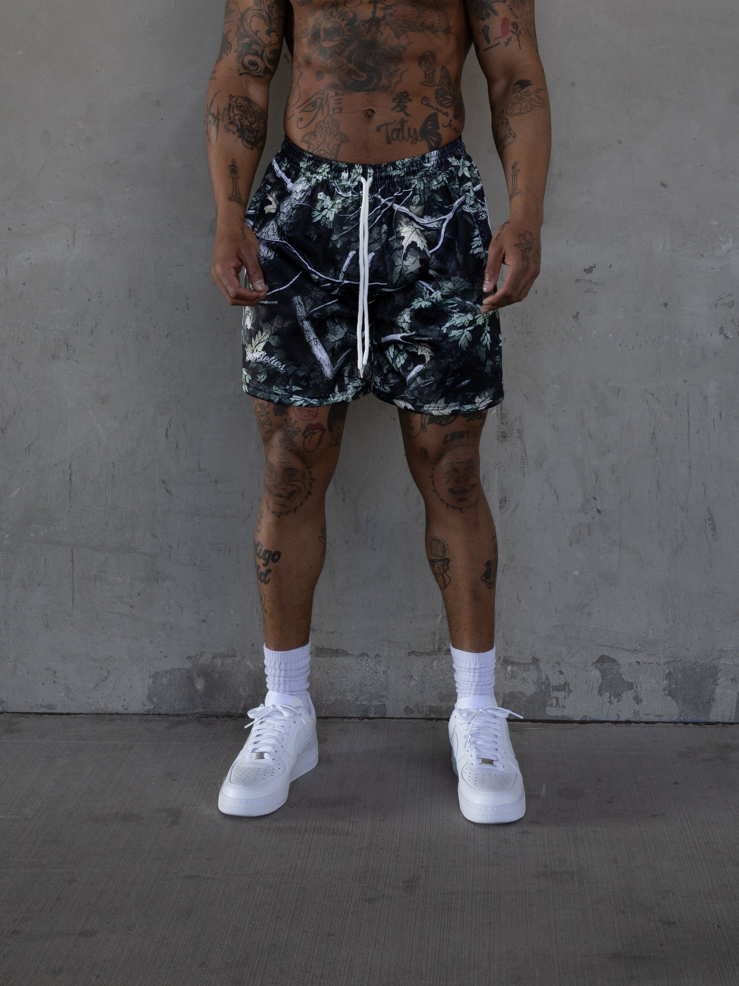 REBELETICS WHITE FLAME TREE CAMO MESH SHORTS