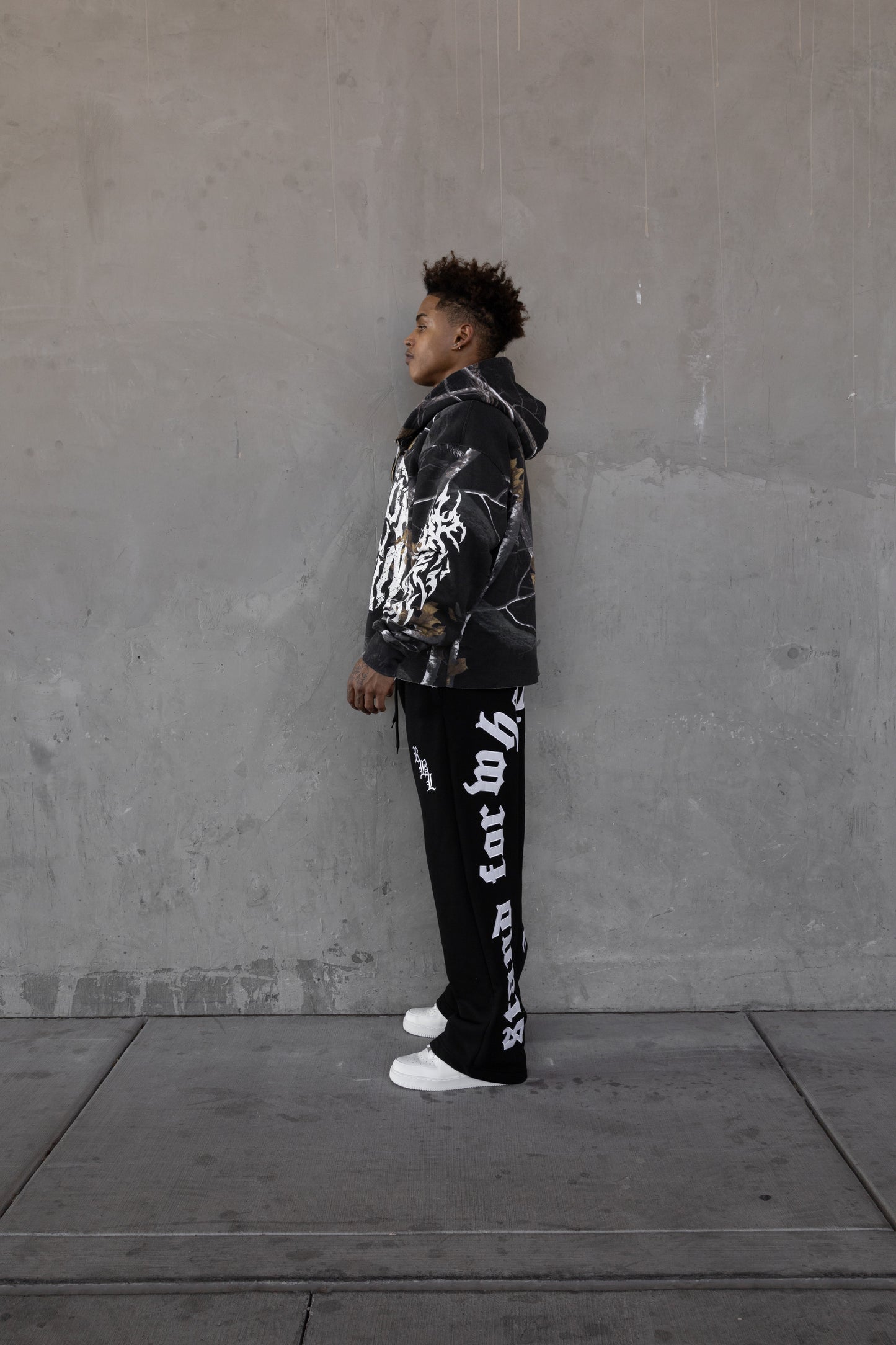 Rebeletics Cropped Zip-Up Hoodie Tree Camo - Shadow Black
