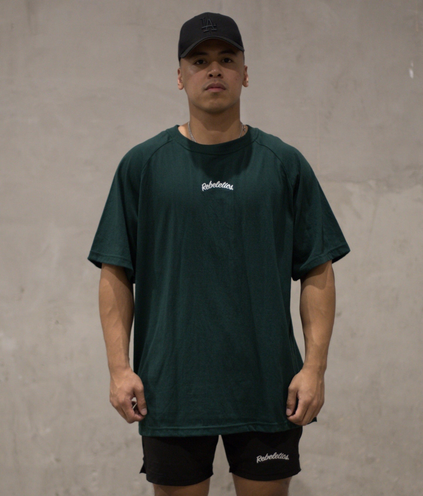 MENS OVERSIZED RAGLAN STYLE TEE - FOREST GREEN