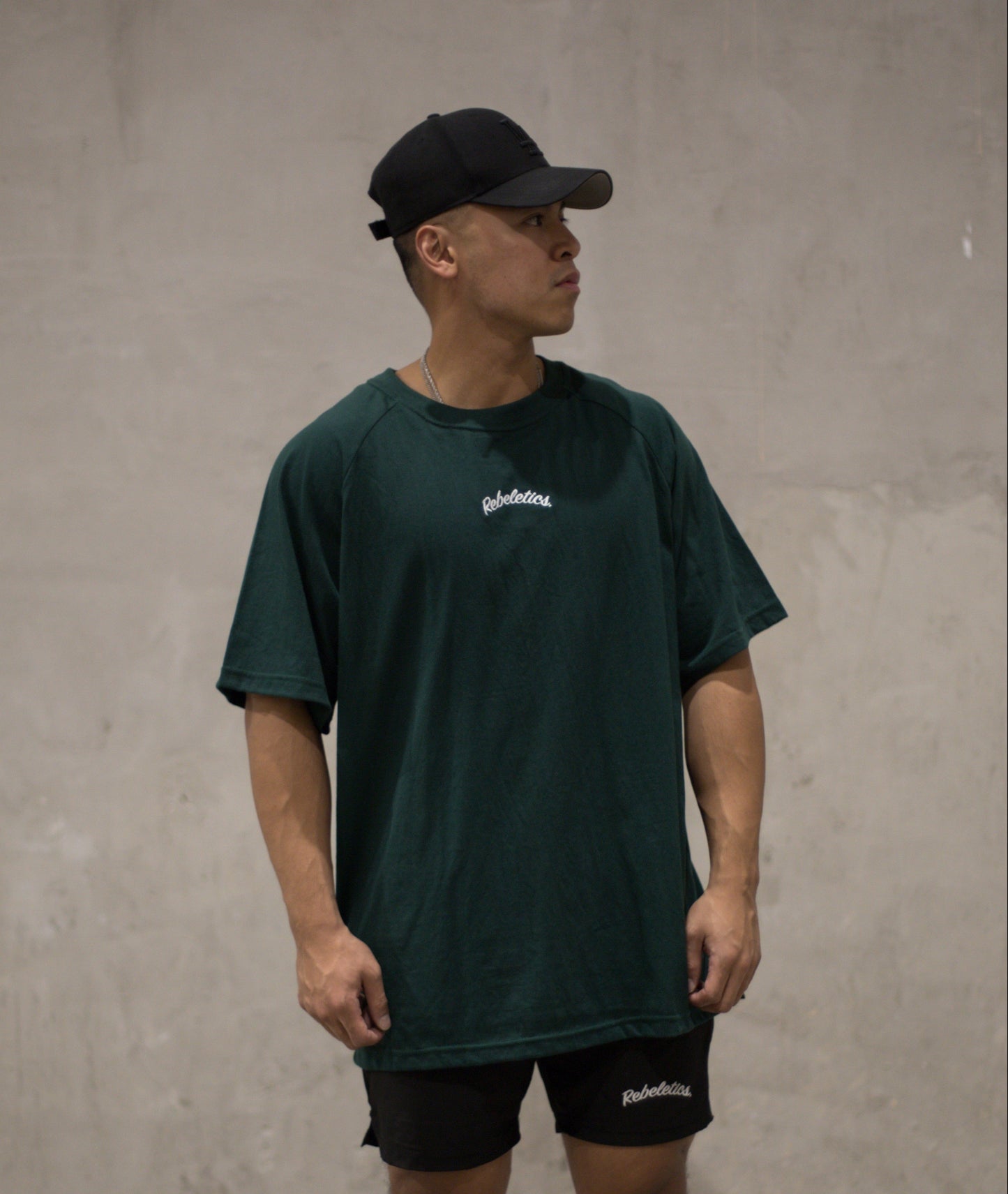 MENS OVERSIZED RAGLAN STYLE TEE - FOREST GREEN