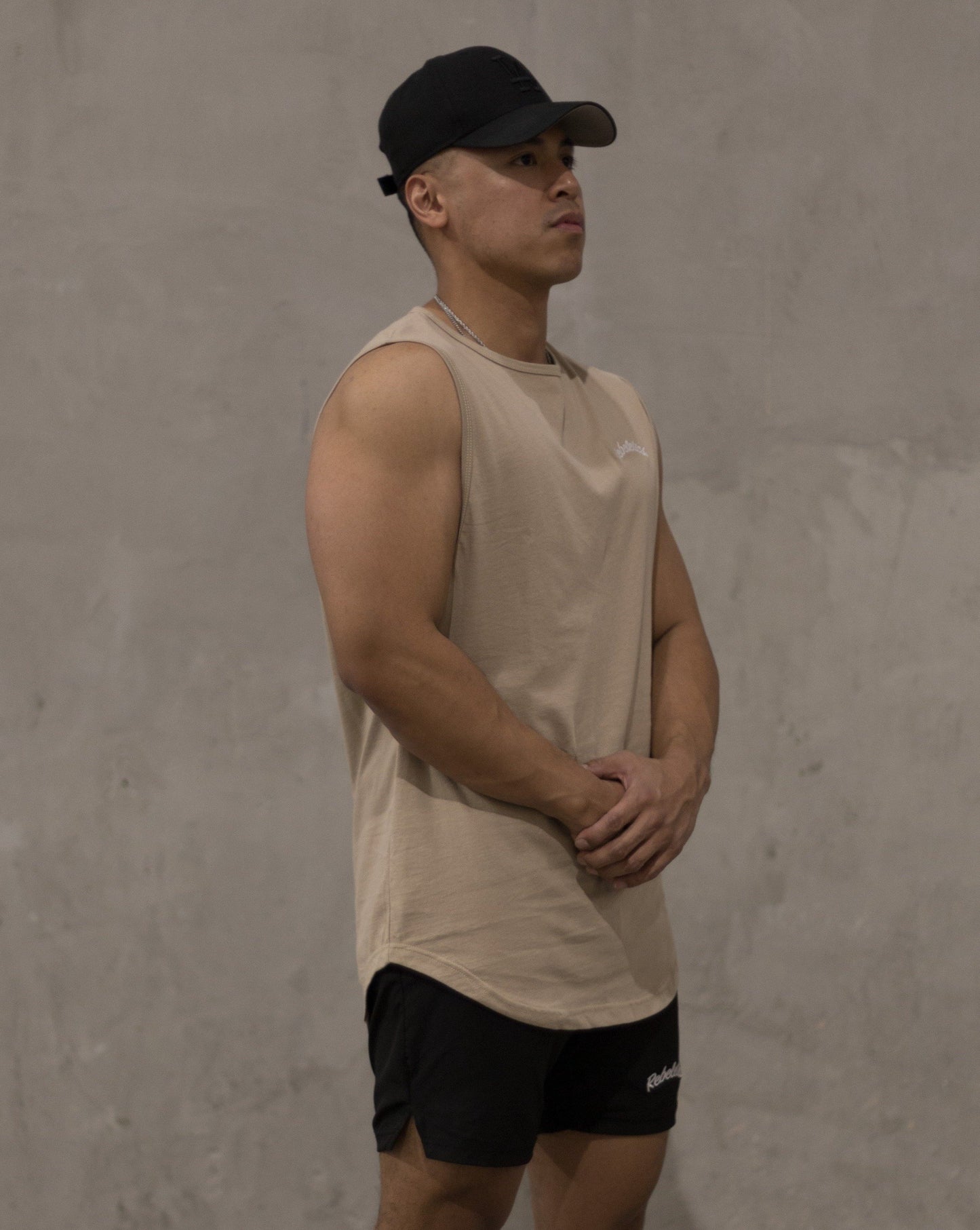 MENS SLEEVELESS T-SHIRT - TAN