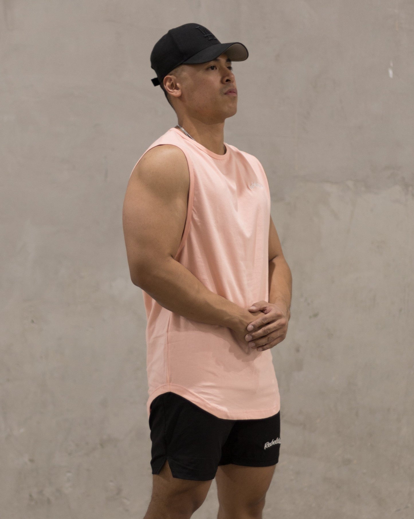 MENS SLEEVELESS T-SHIRT - PEACH