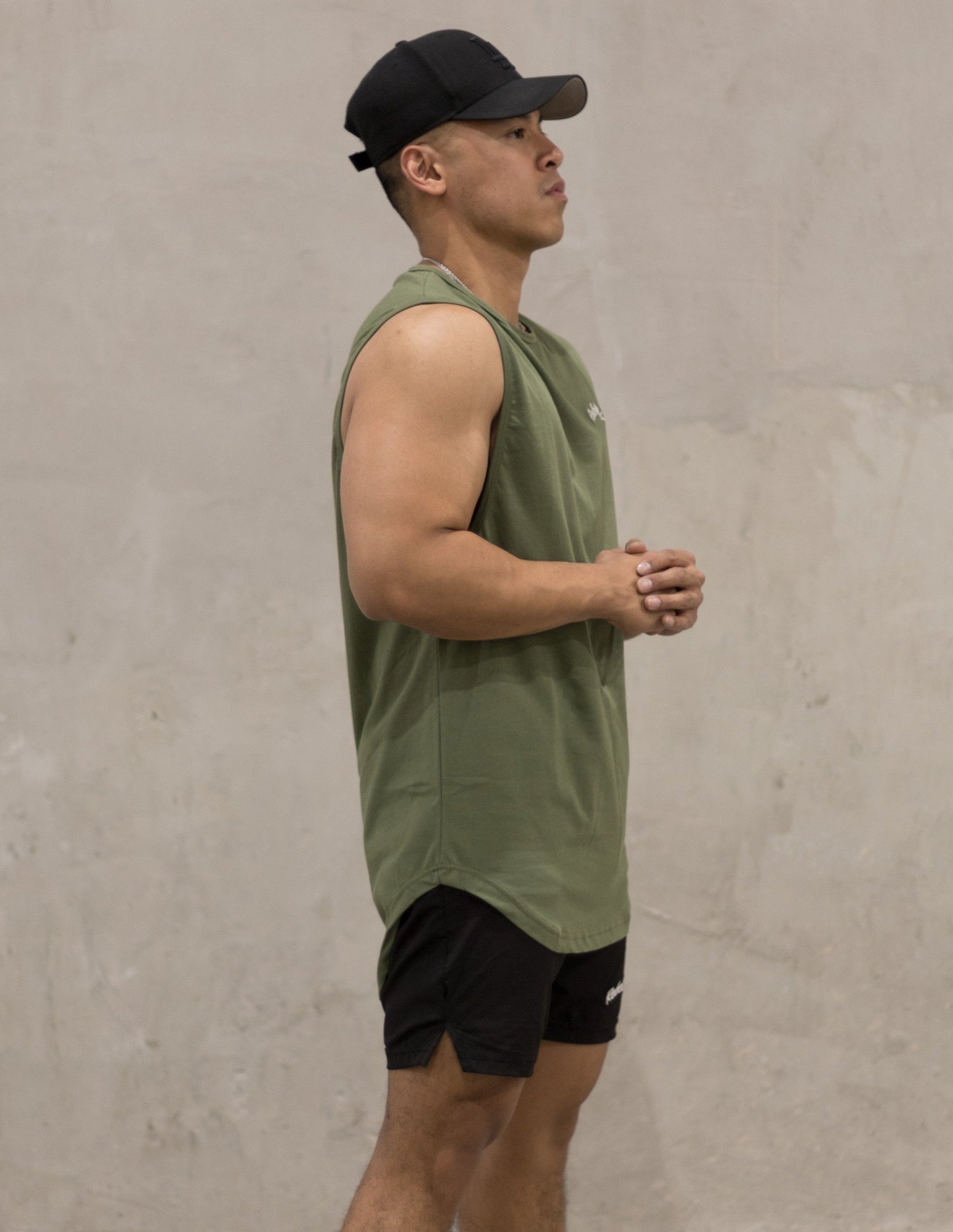 MENS SLEEVELESS T-SHIRT - OLIVE GREEN