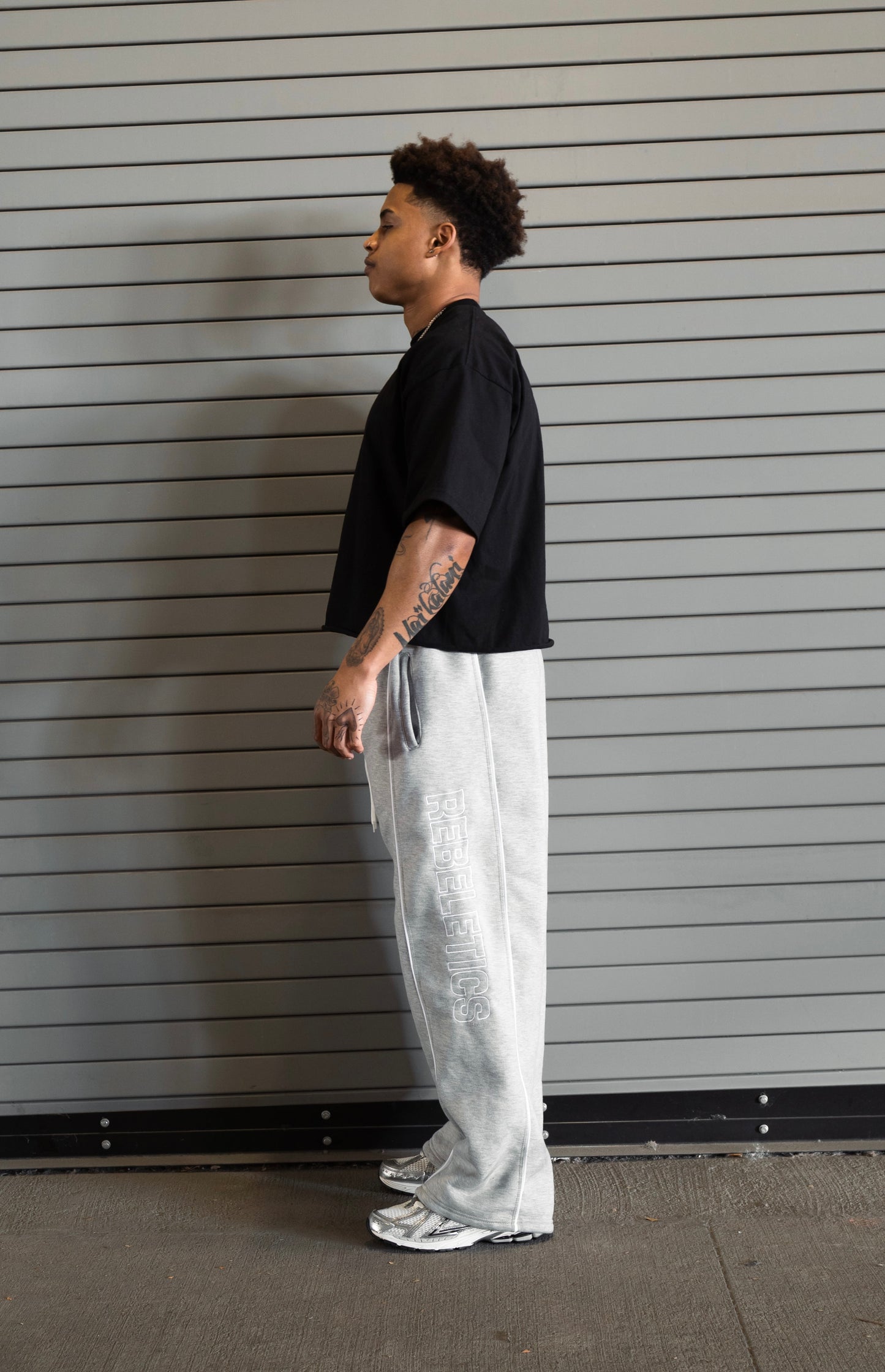 REBELETICS BAGGY SWEATPANTS - HEATHER GRAY