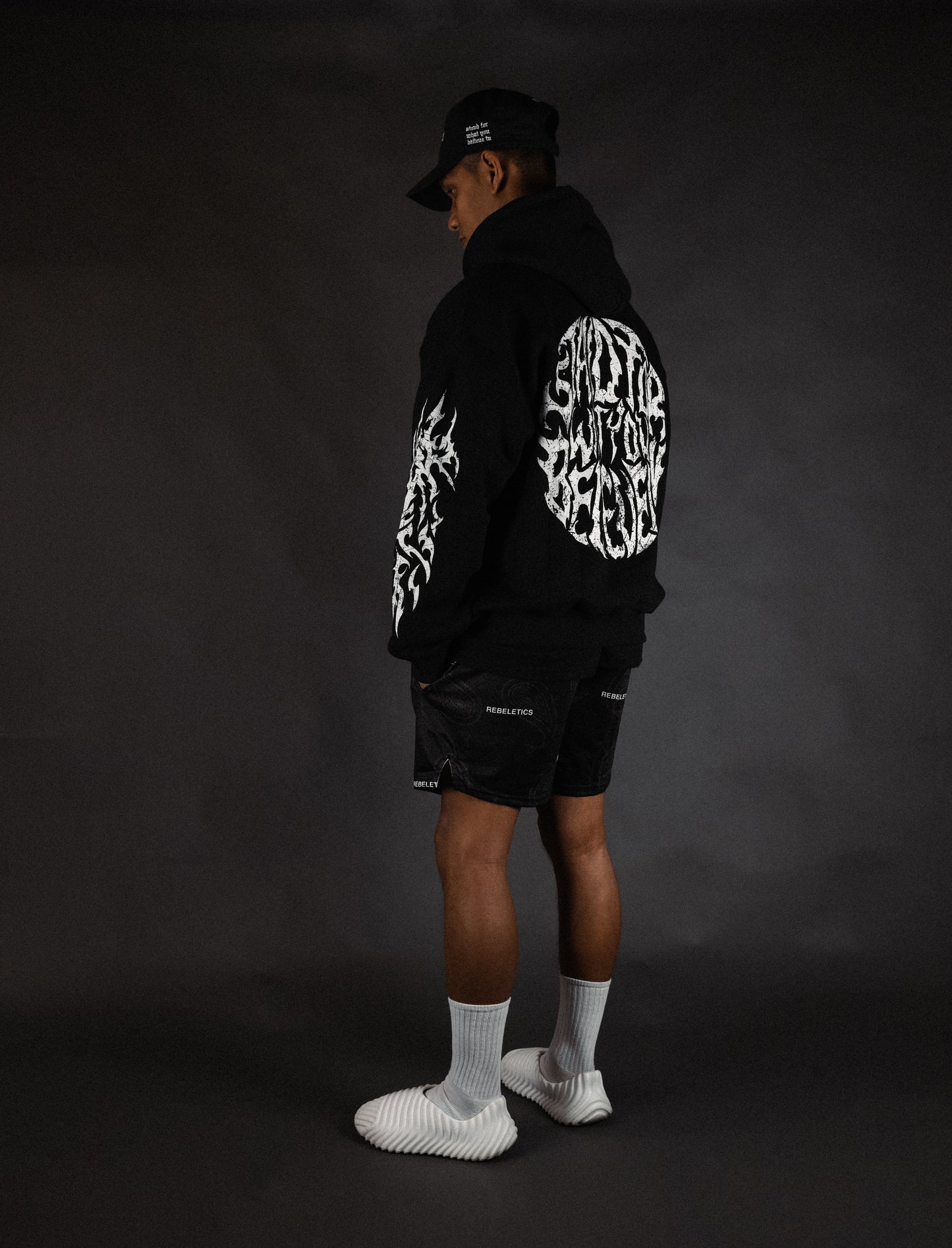 REBELETICS CROPPED "SFWYBI" HOODIE - BLACK