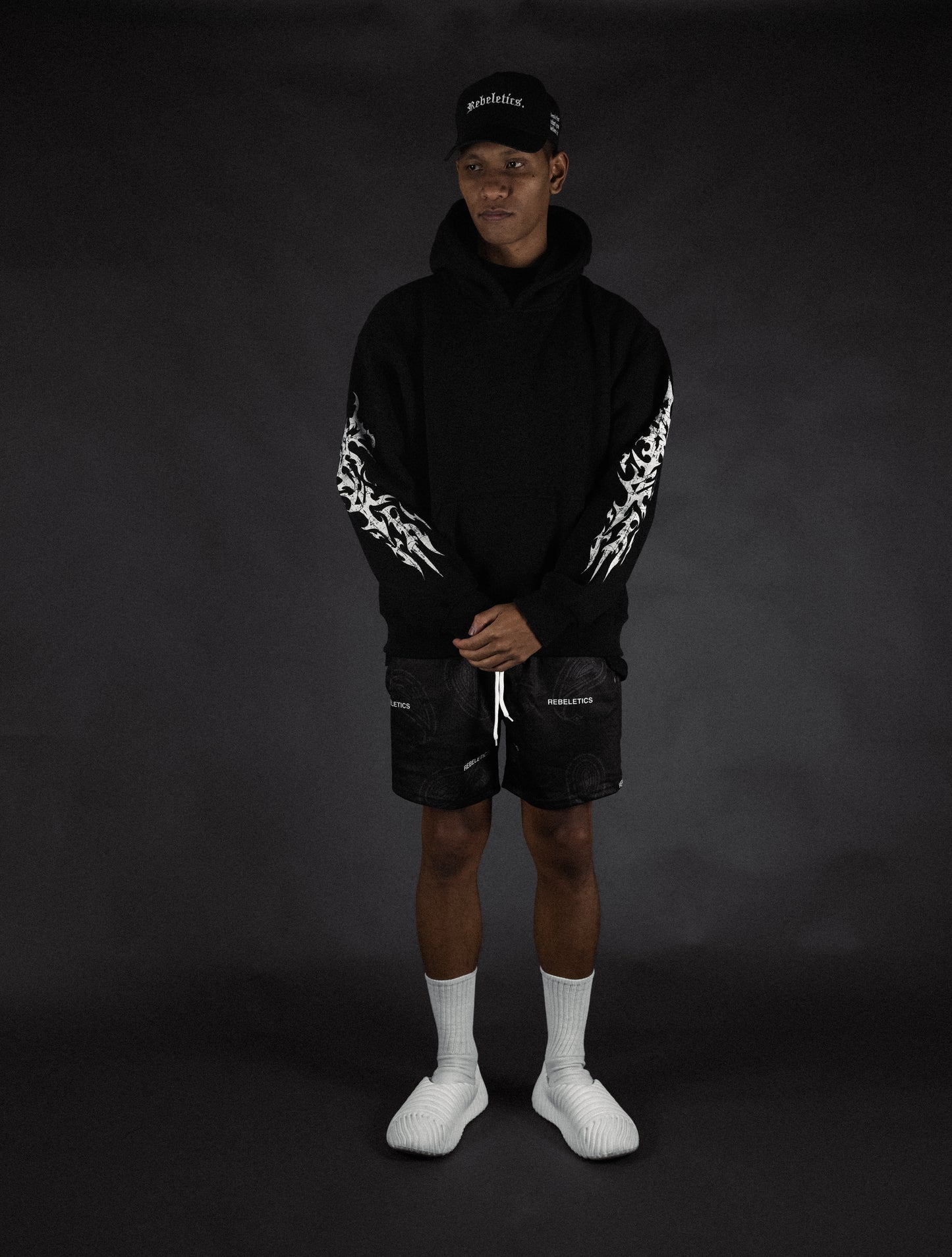 REBELETICS CROPPED "SFWYBI" HOODIE - BLACK