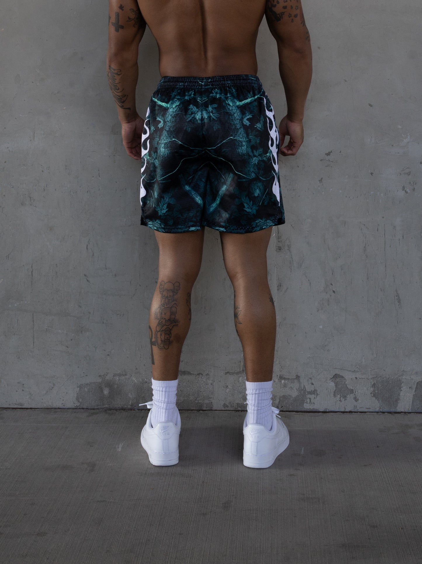 REBELETICS CHROME FLAME TREE CAMO MESH SHORTS - GREEN