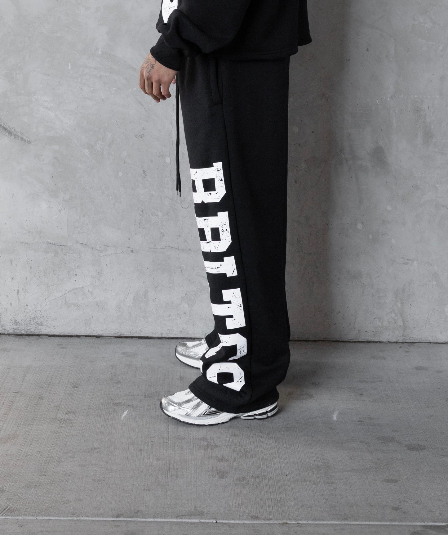 Rebeletics " RBLTCS " Baggy Sweatpants - Black