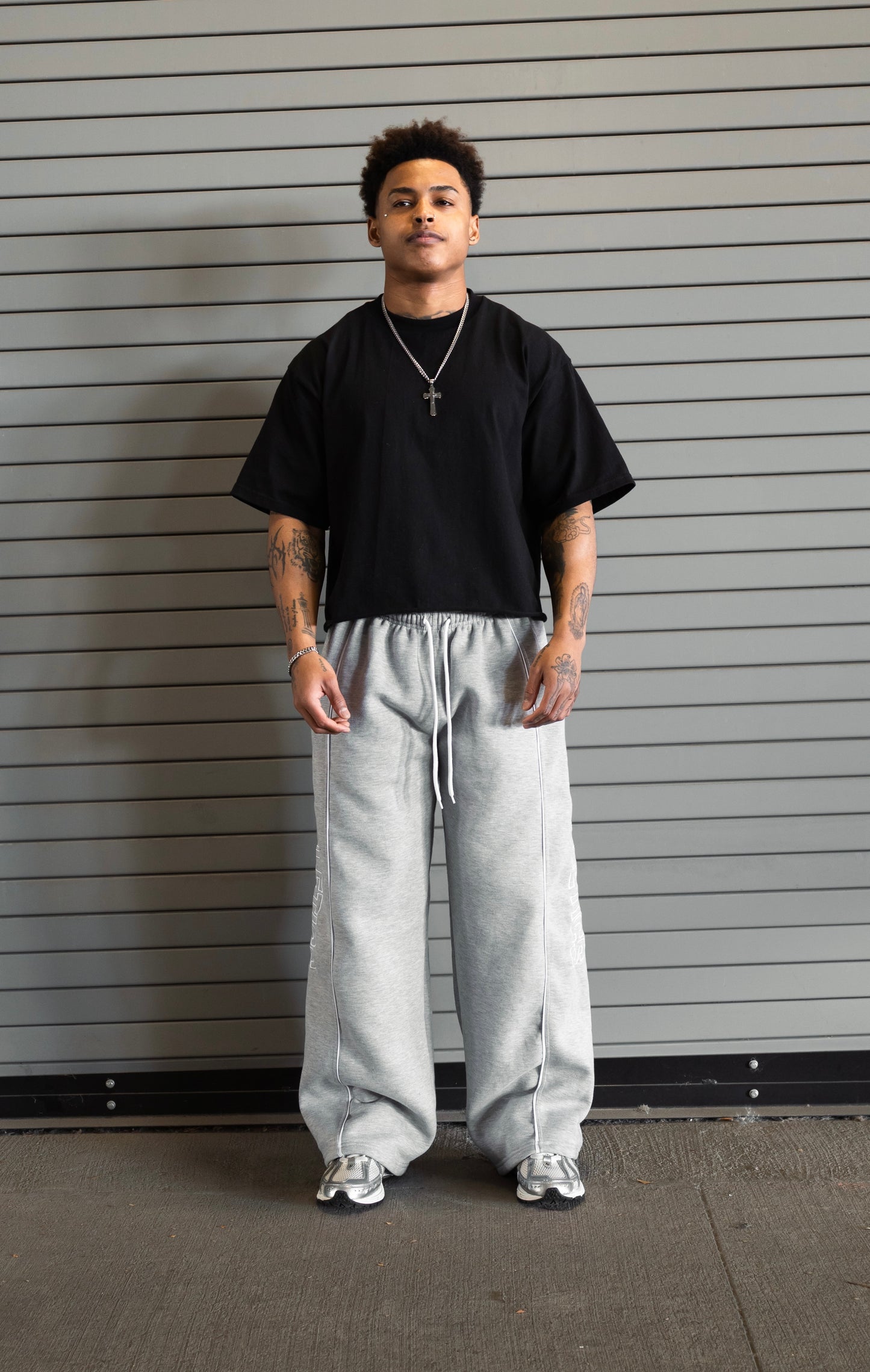 REBELETICS BAGGY SWEATPANTS - HEATHER GRAY