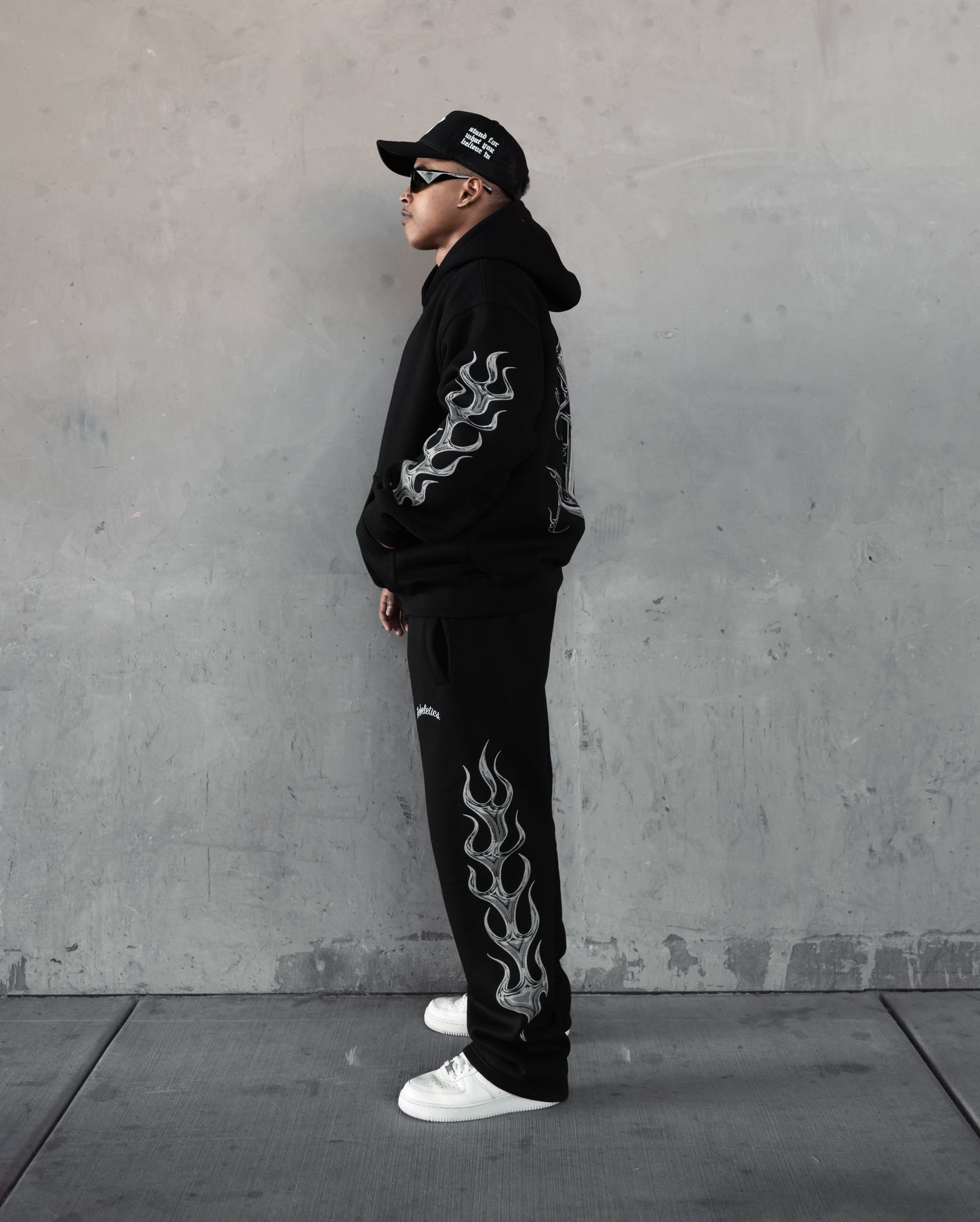 REBELETICS CHROME FLAME " R " HOODIE - BLACK