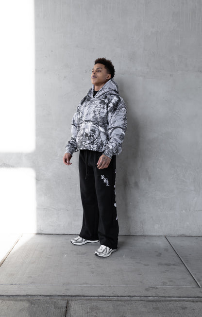 REBELETICS CROPPED TREE CAMO HOODIE - SNOW