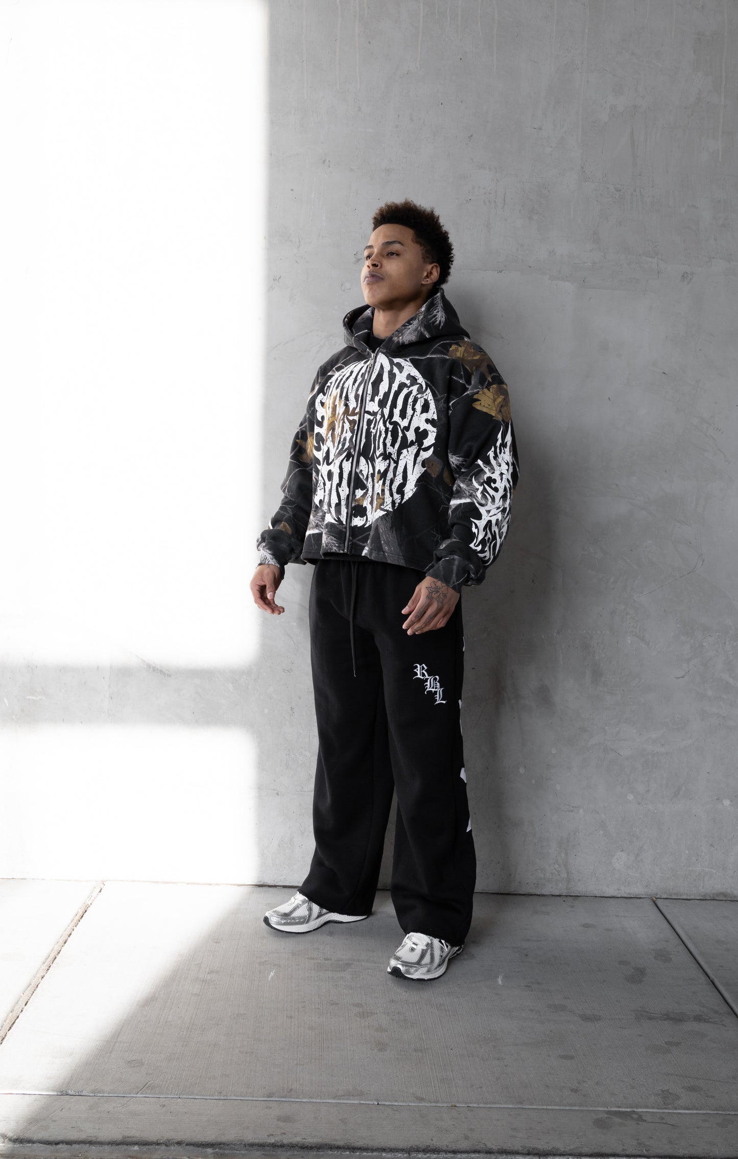 REBELETICS CROPPED ZIP-UP TREE CAMO HOODIE - SHADOW BLACK