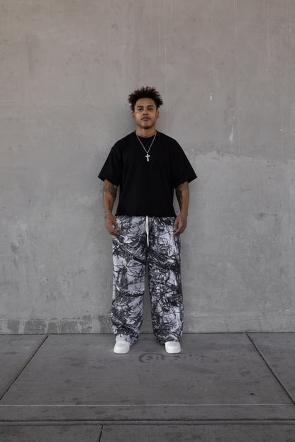 Rebeletics Baggy Sweatpants Tree Camo - Snow
