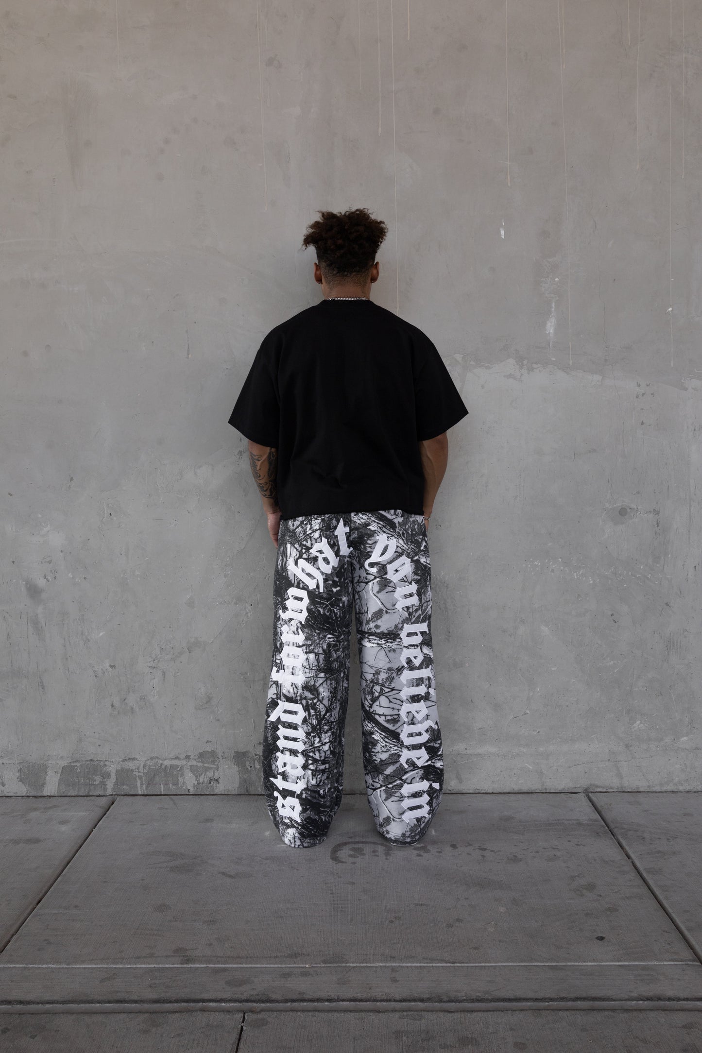 Rebeletics Baggy Sweatpants Tree Camo - Snow