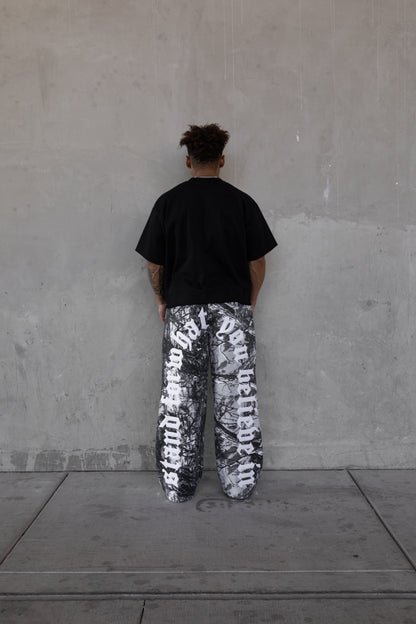 Rebeletics Baggy Sweatpants Tree Camo - Snow