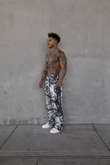 Rebeletics Baggy Sweatpants Tree Camo - Snow