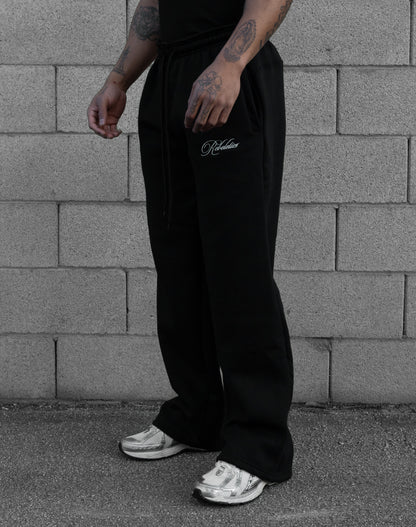 REBELETICS BAGGY SWEATPANTS - BLACK