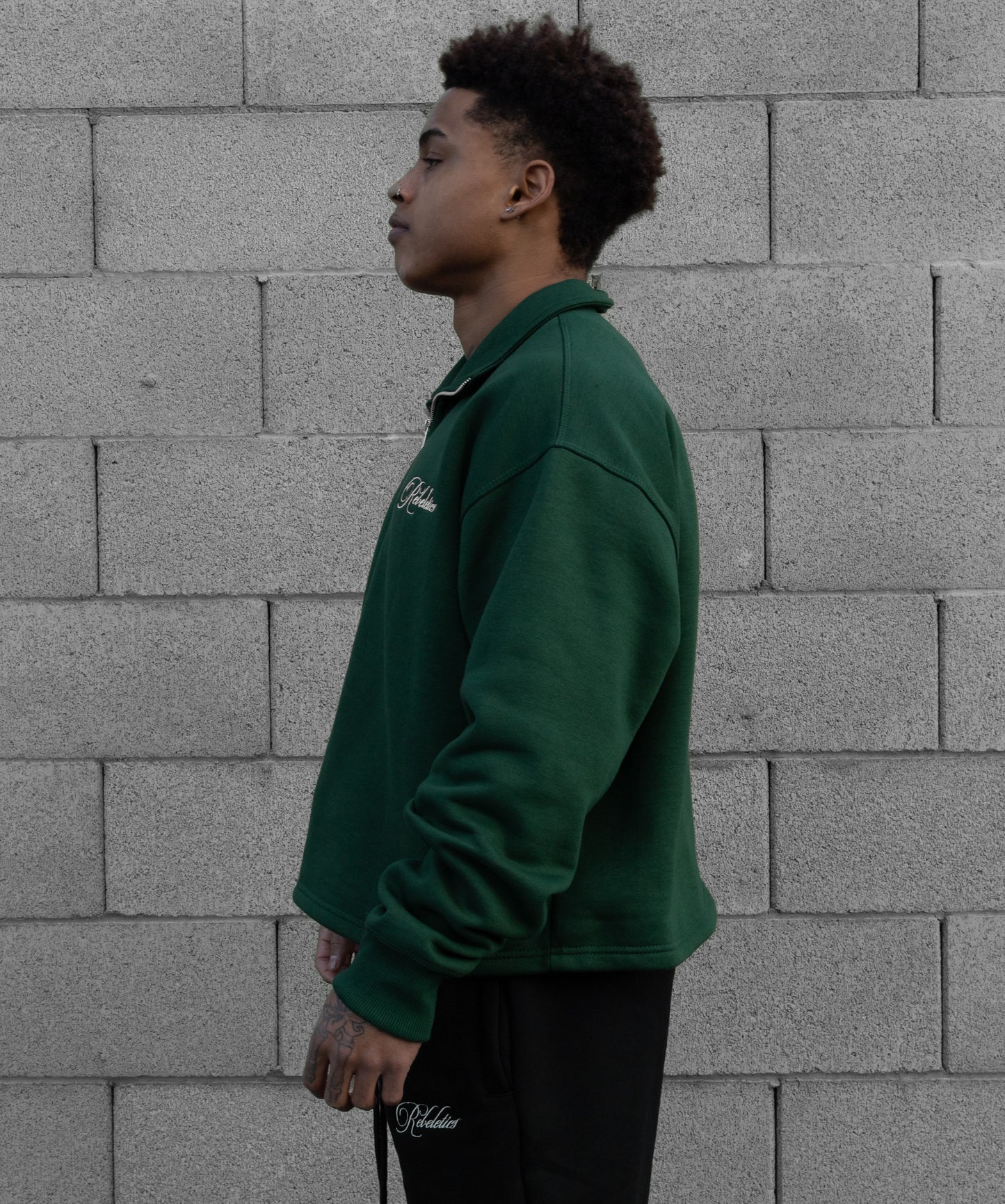 REBELETICS CROPPED QUARTER ZIP - FOREST GREEN