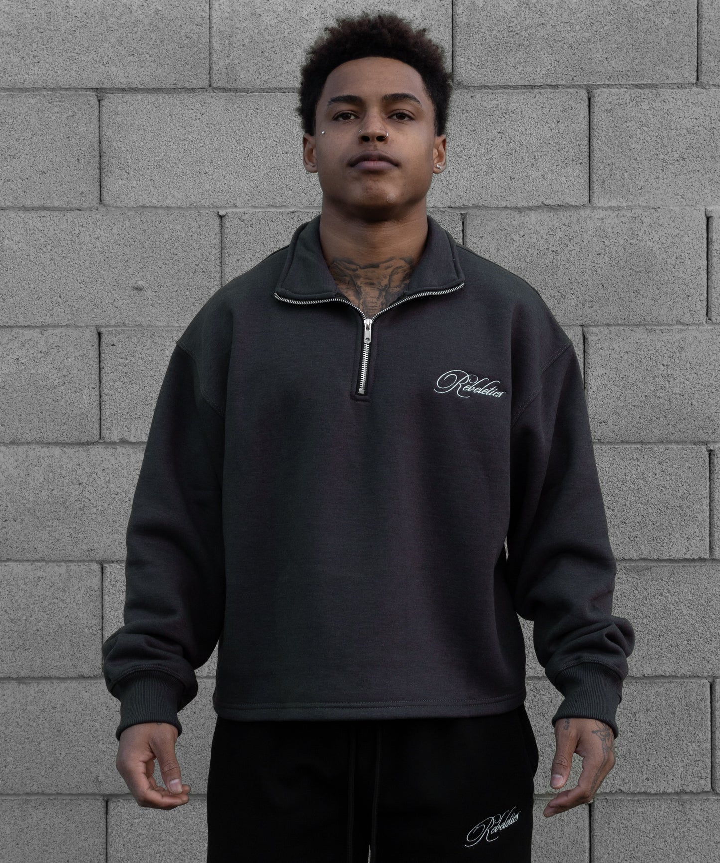 REBELETICS CROPPED QUARTER ZIP - CHARCOAL